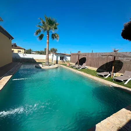 Con Piscina Privada Isla Holiday home